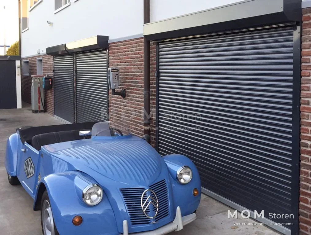 Garage & roller doors